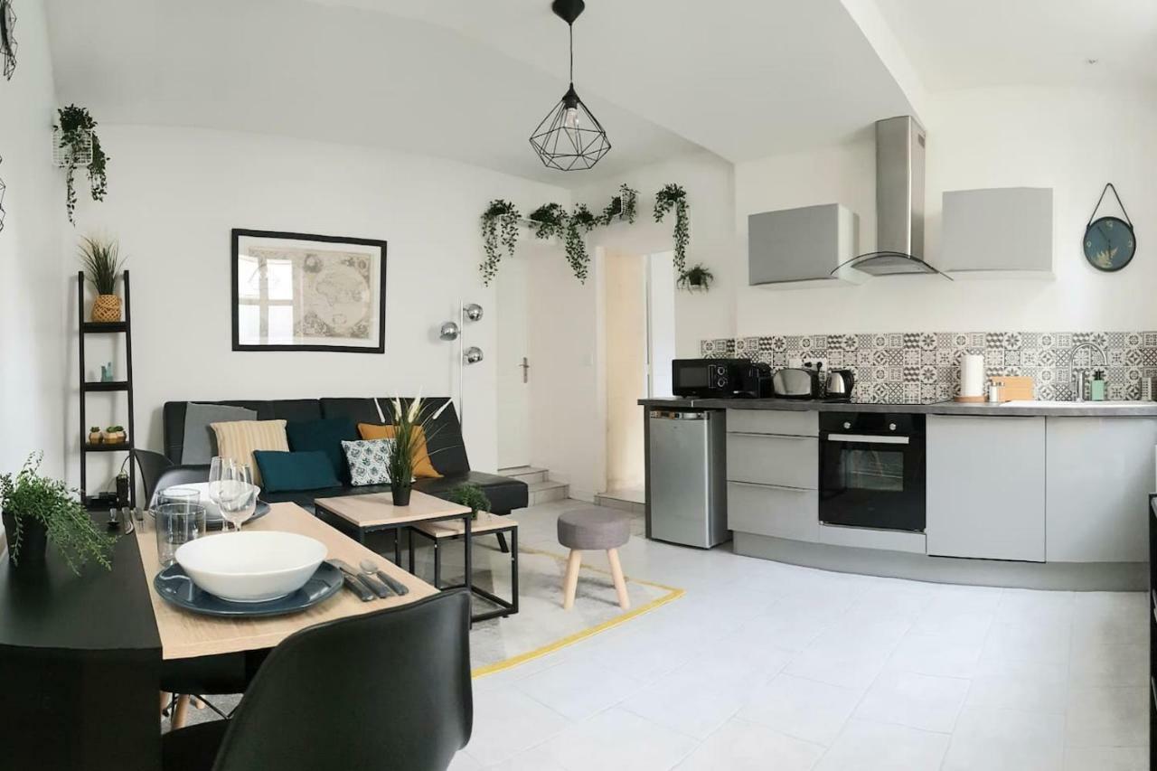 Le Solencon De 1 A 4 Pers - Hypercentre Apartment Коняк Екстериор снимка