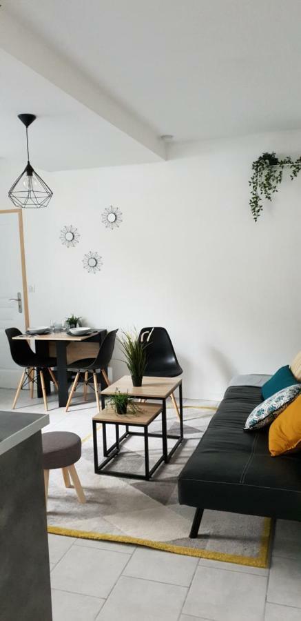 Le Solencon De 1 A 4 Pers - Hypercentre Apartment Коняк Екстериор снимка